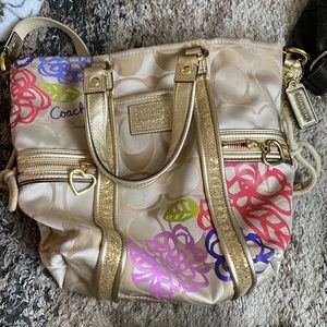 Medium Coach purse